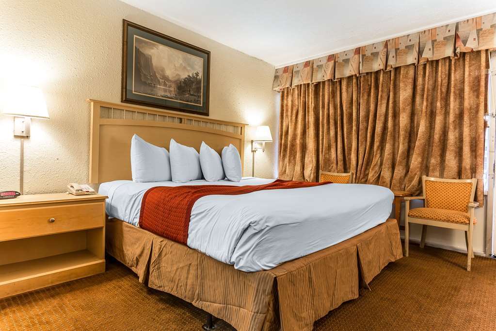 Ocean Star Hotel Myrtle Beach Room photo